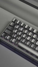 Weikav Nut65 客制化机械键盘 — 乌萨奇轴 × 时光金属键帽